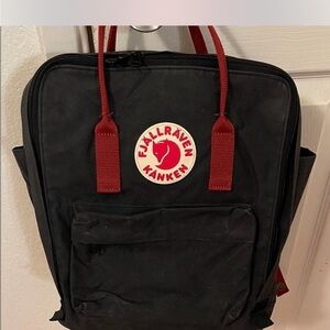 Fjallraven Kånken Black and Red Backpack